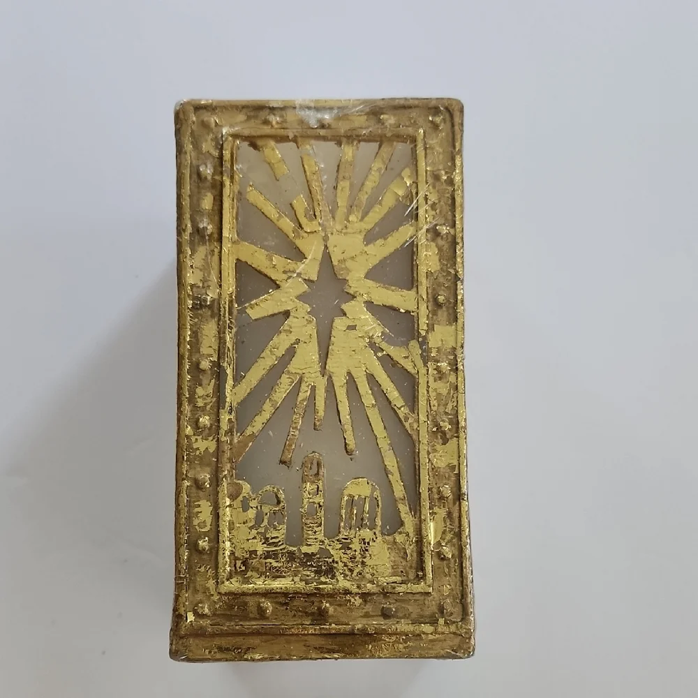 Cream & Gold Decorative Star Candle with Gold Base